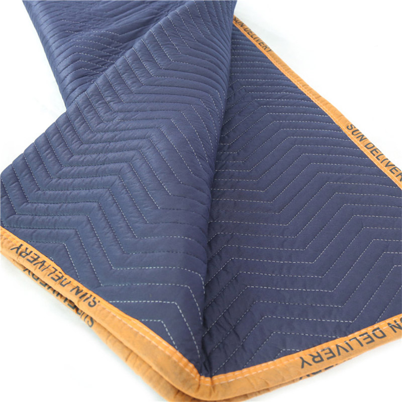 Large Moving Blankets 80 * 72in Heavy Duty Packing Blankets for Furniture Moving Shipping Wrapping Quilted Furniture Pads for Moving